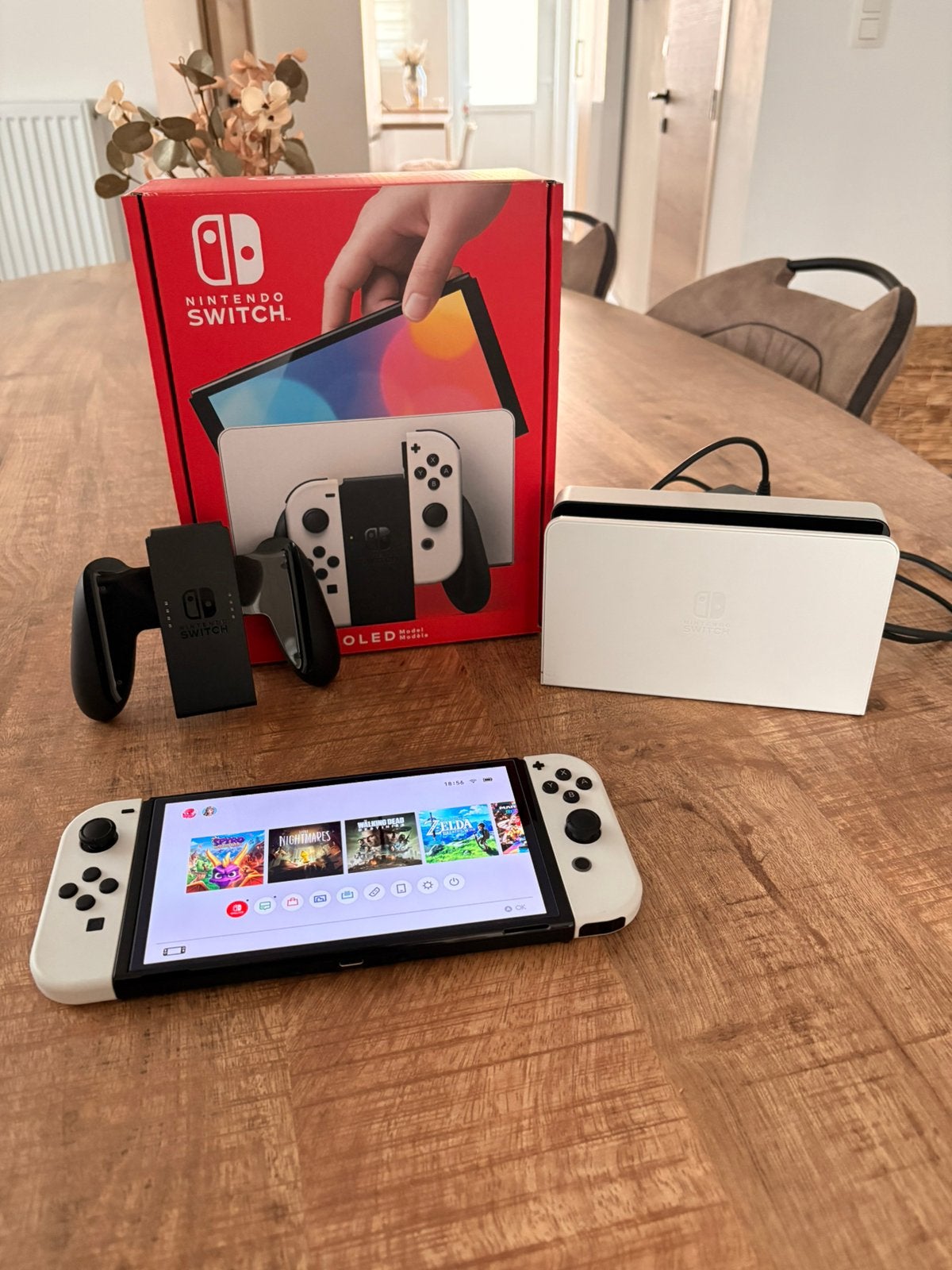 Nintendo Switch OLED, Consoles de jeu & Jeux vidéo, Switch OLED, Avec 1 manette, Comme neuf, Enlèvement