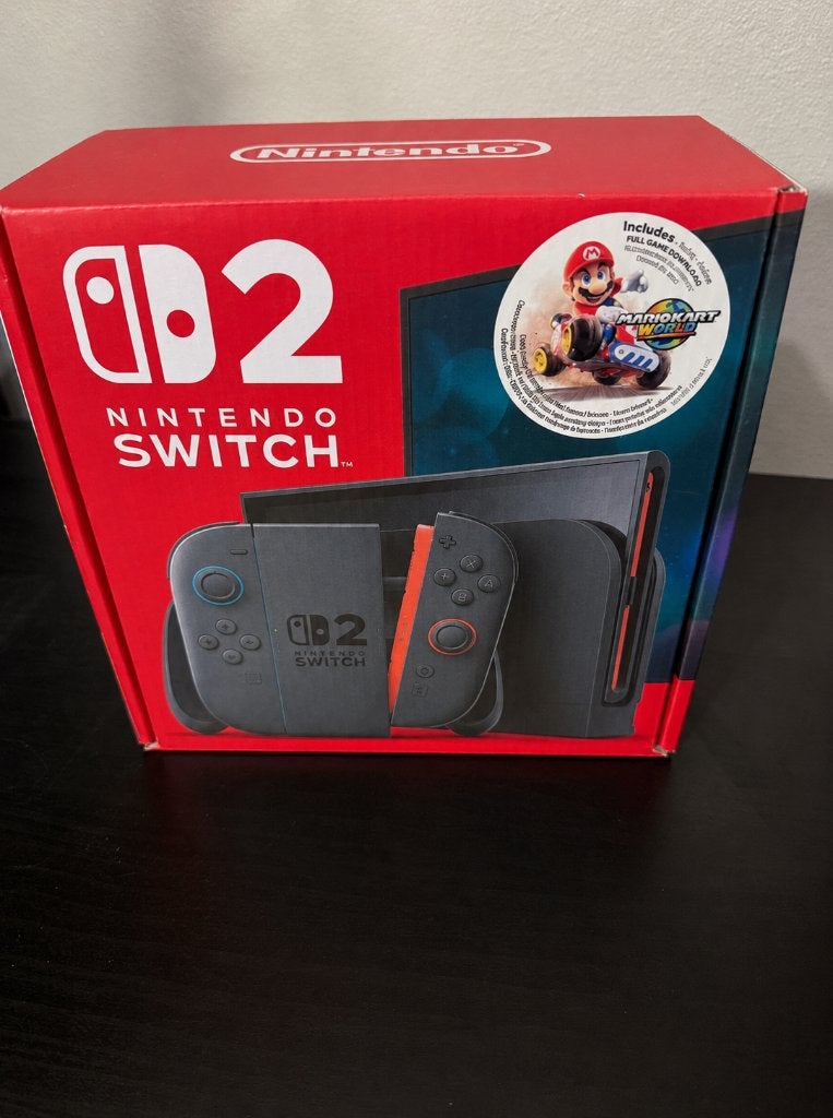 Pack Mario Kart World pour Nintendo Switch 2, Consoles de jeu & Jeux vidéo, Enlèvement ou Envoi, Neuf, Avec 2 manettes, Avec jeux