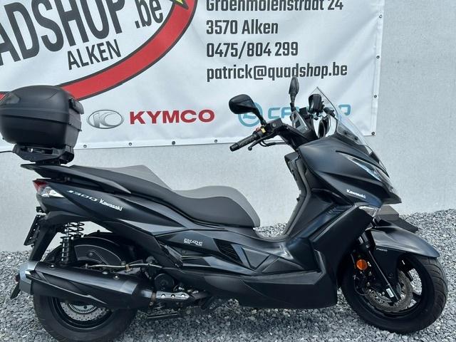 KAWASAKI J300, Scooter, 300 cc, Bedrijf