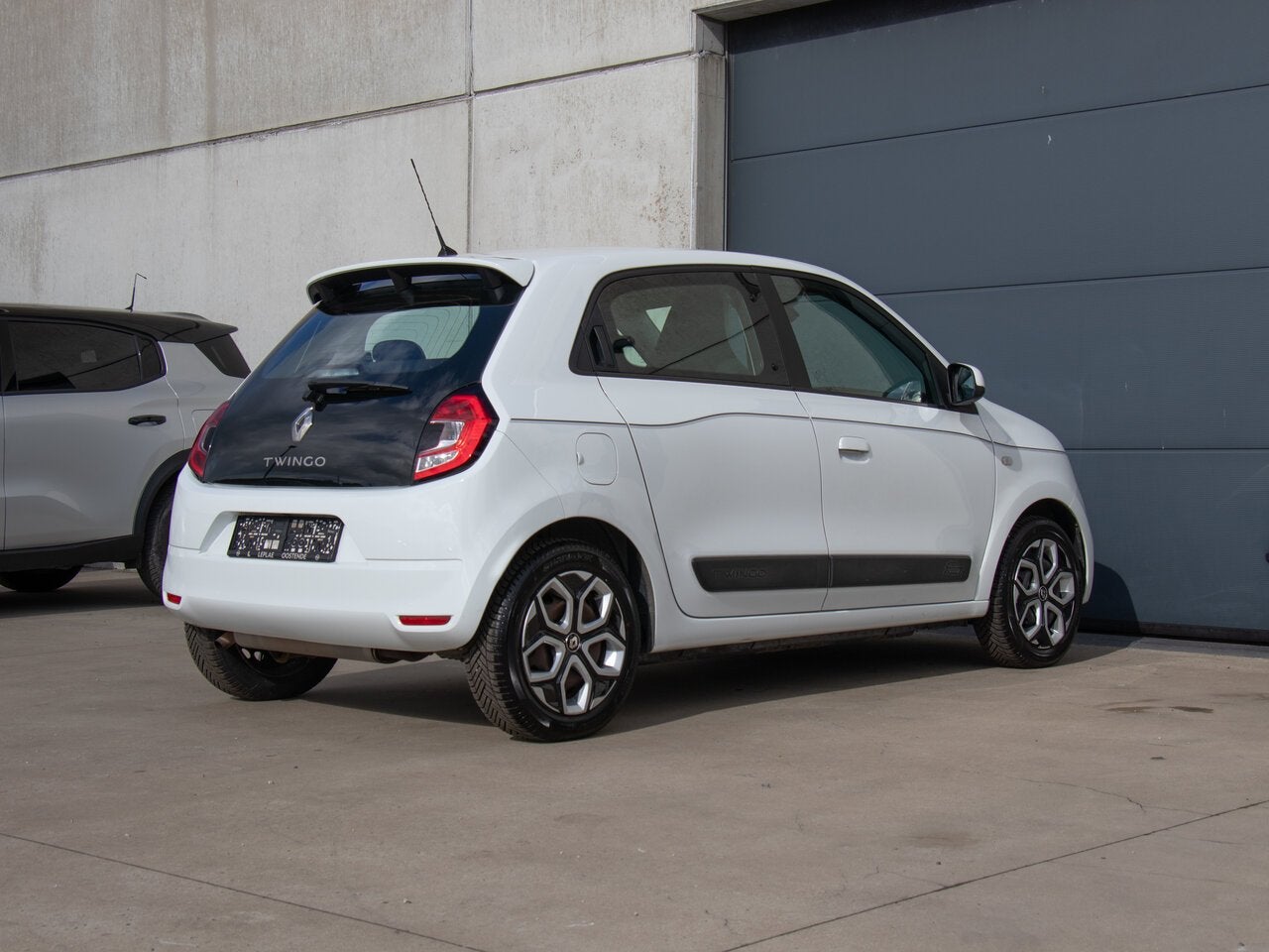 Renault Twingo 1.0 70PK|CRUISE CONTROL|BLUETOOTH|AIRCO|, Auto's, 0 kg, 0 kg, Wit, 73 pk