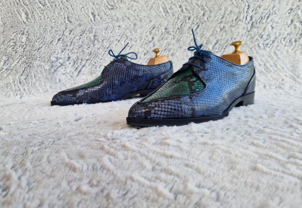 Derbies Floris Van Bommel cuir effet reptile bleu/vert – T41, Floris van Bommel, Chaussures à lacets, Porté, Bleu
