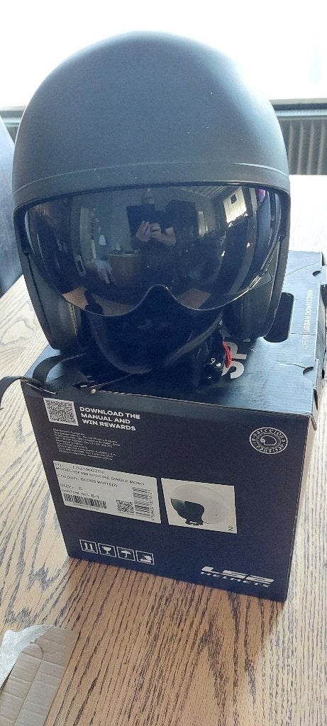 Brommer helm, Fietsen en Brommers, Ophalen, Zo goed als nieuw, Small
