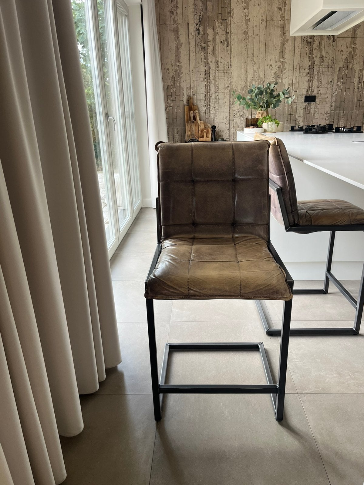 4 lederen barkrukken te koop, 4 tabourets, Enlèvement, Utilisé