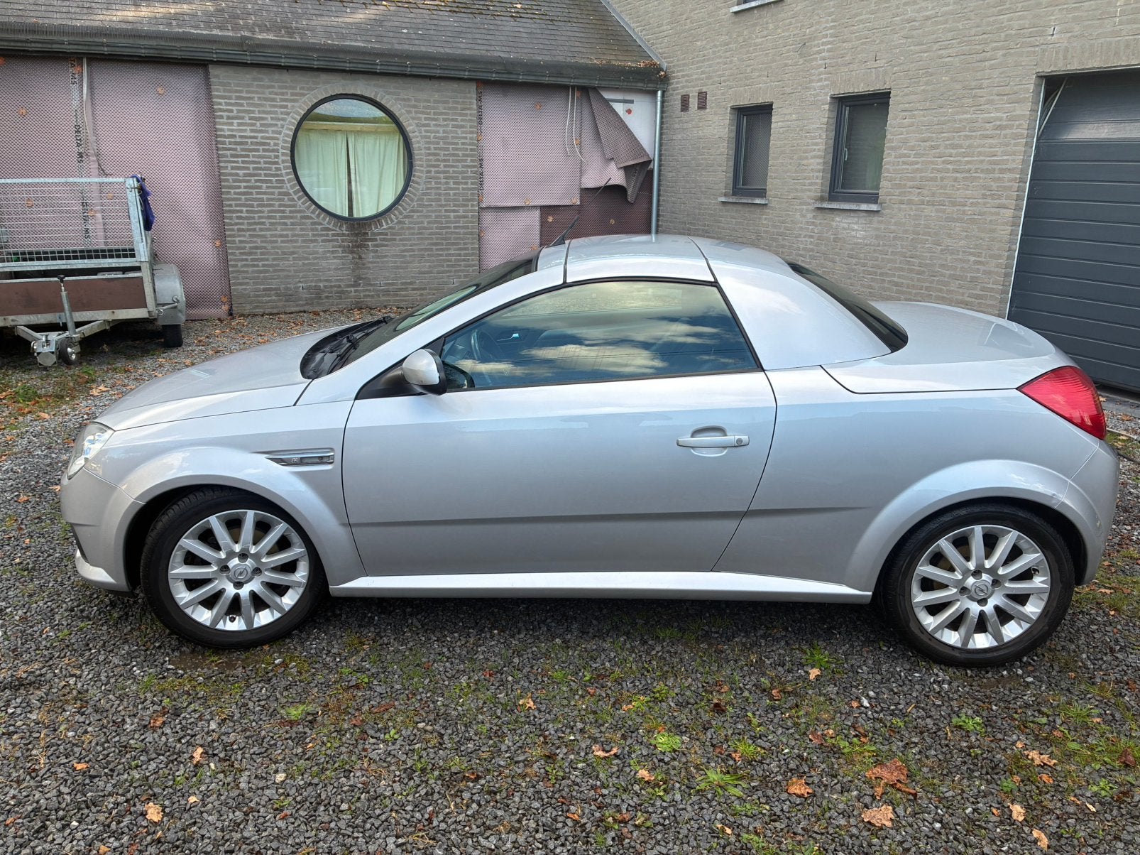Opel tigra twintop, Auto's, Zwart, 4 cilinders, Cabriolet, Leder