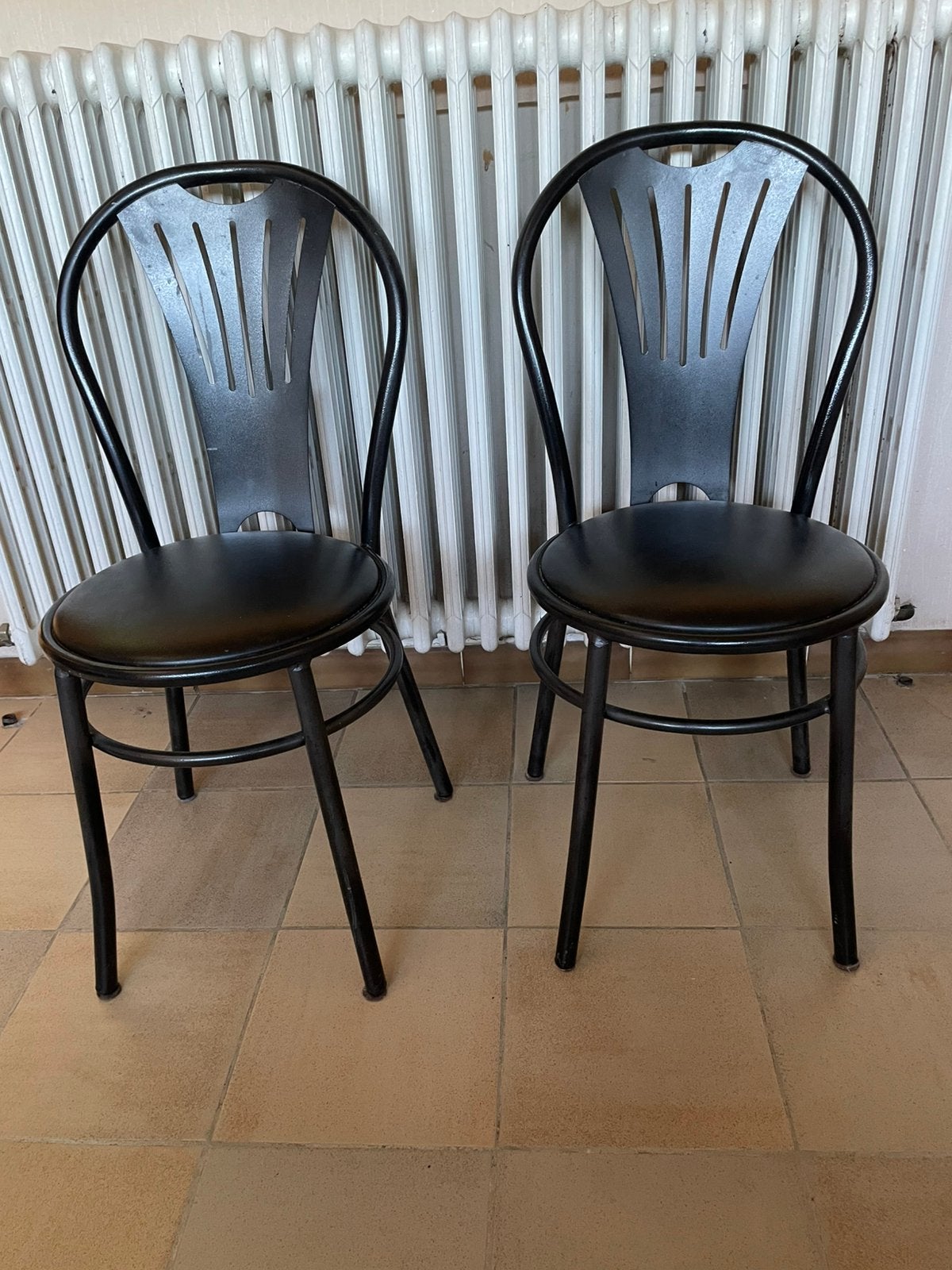 6 metalen stoelen, Huis en Inrichting, Stoelen, Ophalen, Gebruikt, Zwart, Metaal