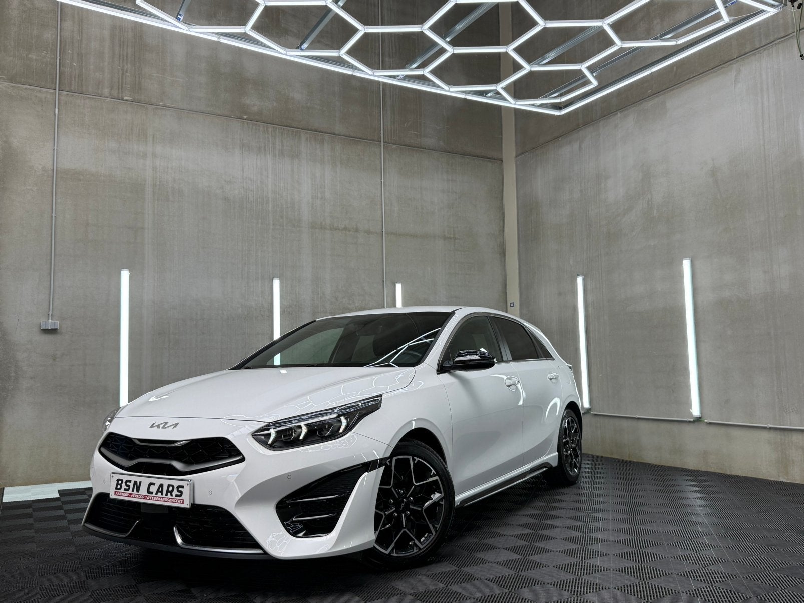 KIA CEED/GT LINE/CAMERA/ACC/CARPLAY/KIAGARANTIE, Autos, Essai à domicile, Achat, https://public.car-pass.be/vhr/9ce3492b-e2e7-42f7-b93f-d0721ef8b260