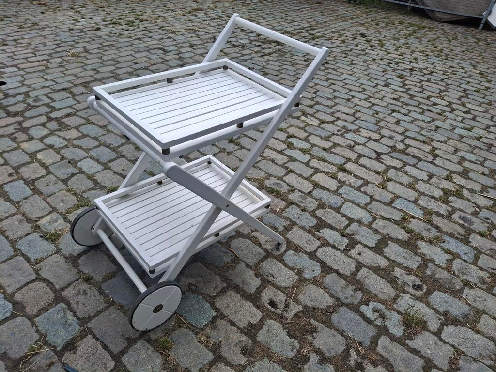 Opdien houten trolley, Ophalen