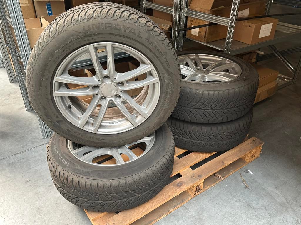 17 Inch BMW Winterwielen – Complete Set, Pneus hiver, Enlèvement ou Envoi, Pneu(s), 17 pouces