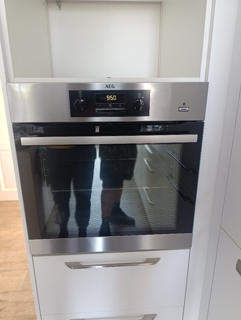 Four AEG encastrable (60 cm), AEG, Encastré, Comme neuf, Enlèvement