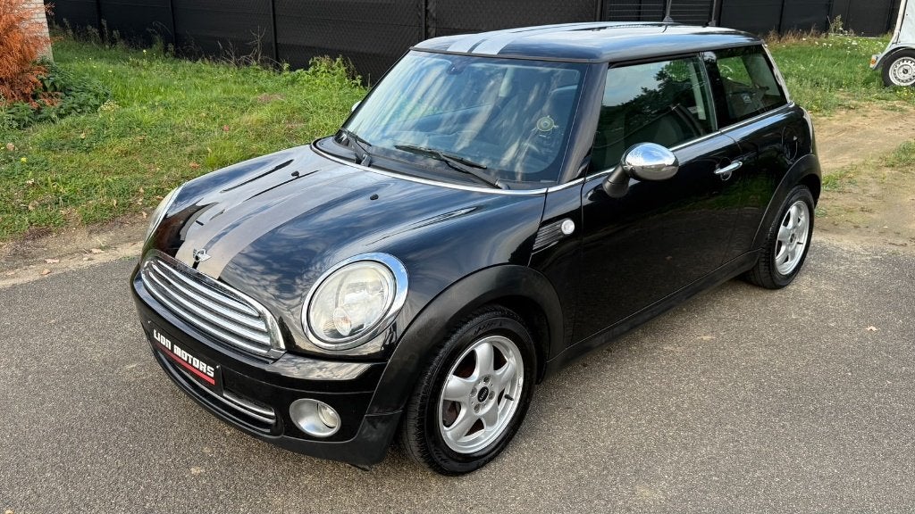 Mini One 1.4i | Start & Rijdt - Zetelverwarming |, Auto's, Voorwielaandrijving, Stof, Zwart, 4 cilinders