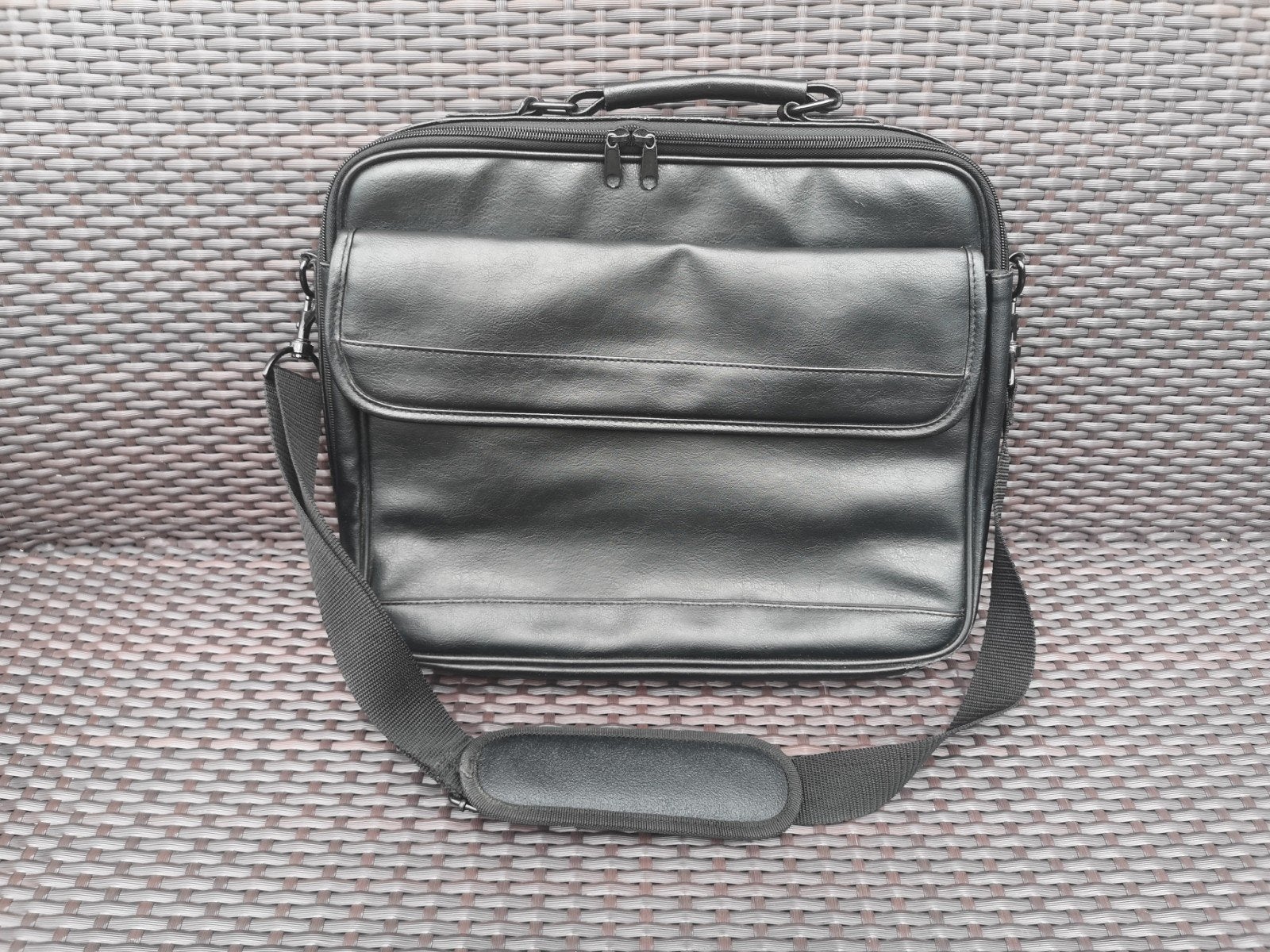 Lederen laptoptas, Ophalen of Verzenden, Gebruikt