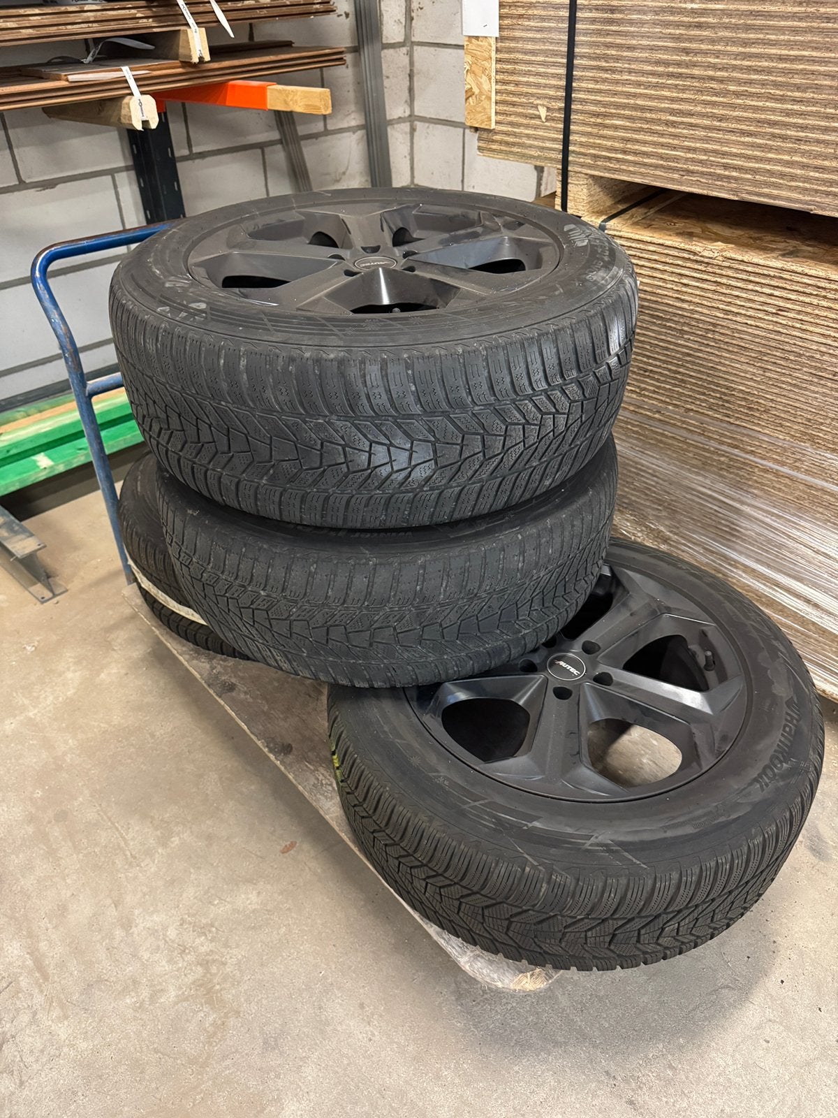 Vw amarok winterbanden, Ophalen, Gebruikt