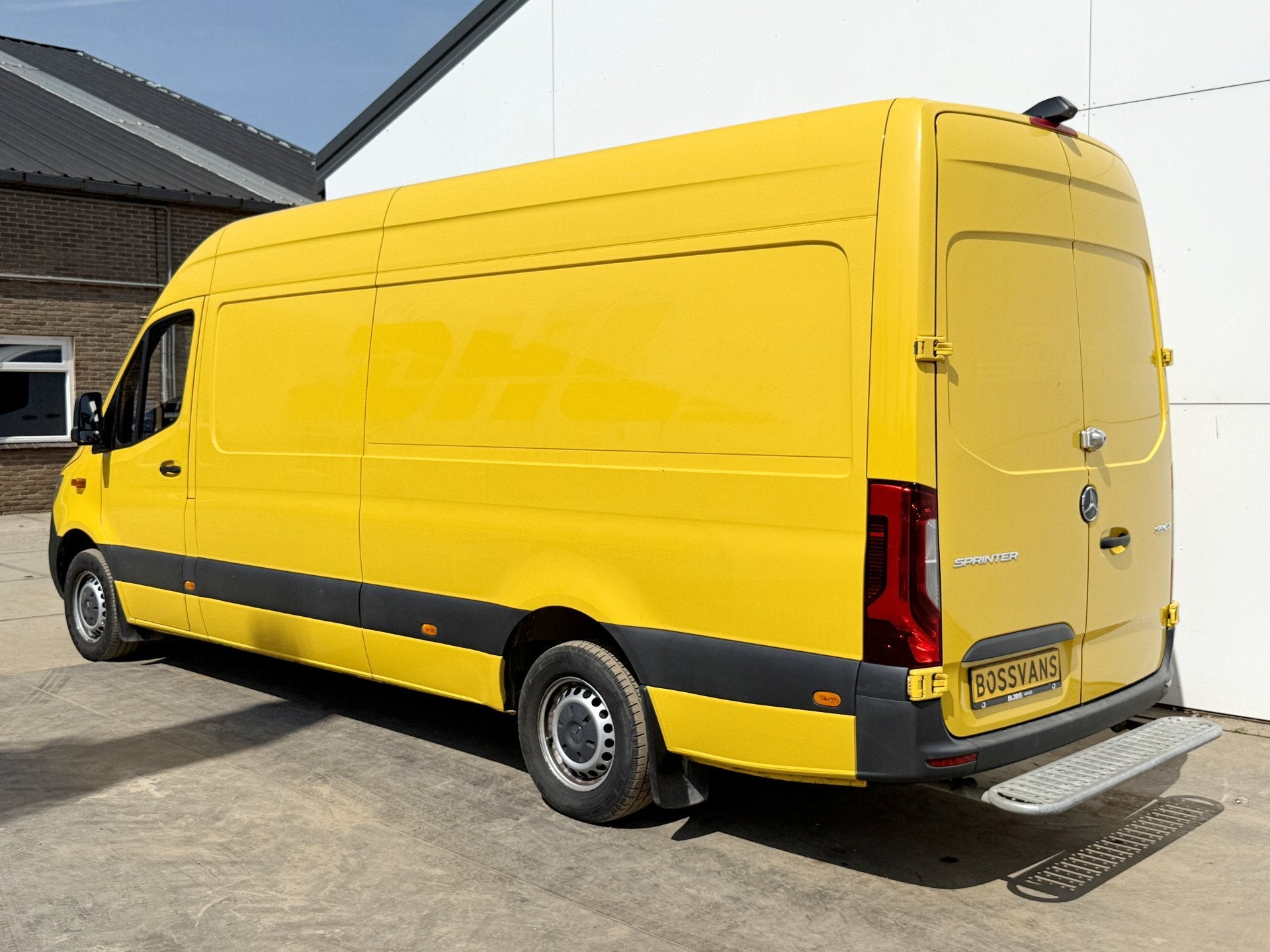 Mercedes-Benz Sprinter 315 1.9 CDI Pakketbus L3H2 Tussenscho, Achterwielaandrijving, Gebruikt, 110 kW, 4 cilinders