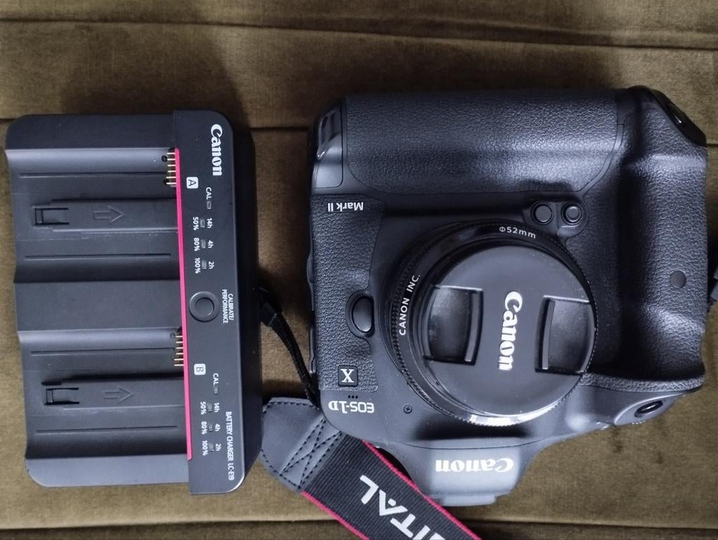 Canon Eos 1DX MII, 45000clikx, objectif 50 mm, chargeur, étu, Enlèvement ou Envoi, Comme neuf, Reflex miroir, Canon