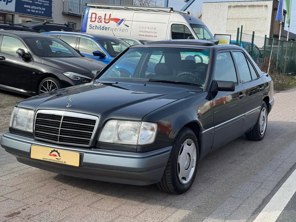 Mercedes W124 E 220 Benzine 148.893 km 1Ste Eigenaar, Auto's, Mercedes-Benz, Bedrijf, Te koop, 200-Serie, ABS, Metaalkleur, Open dak