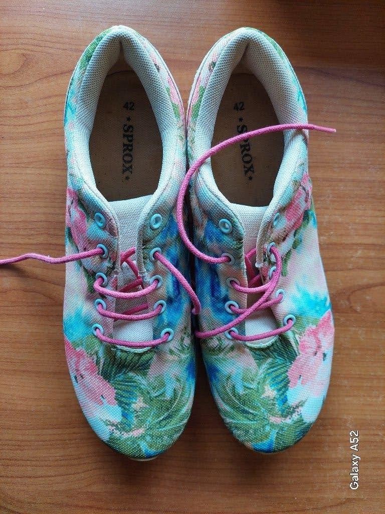 baskets Sprox pointure 42, Vêtements | Femmes, Chaussures, Enlèvement ou Envoi, Autres couleurs, Sneakers et Baskets, Comme neuf