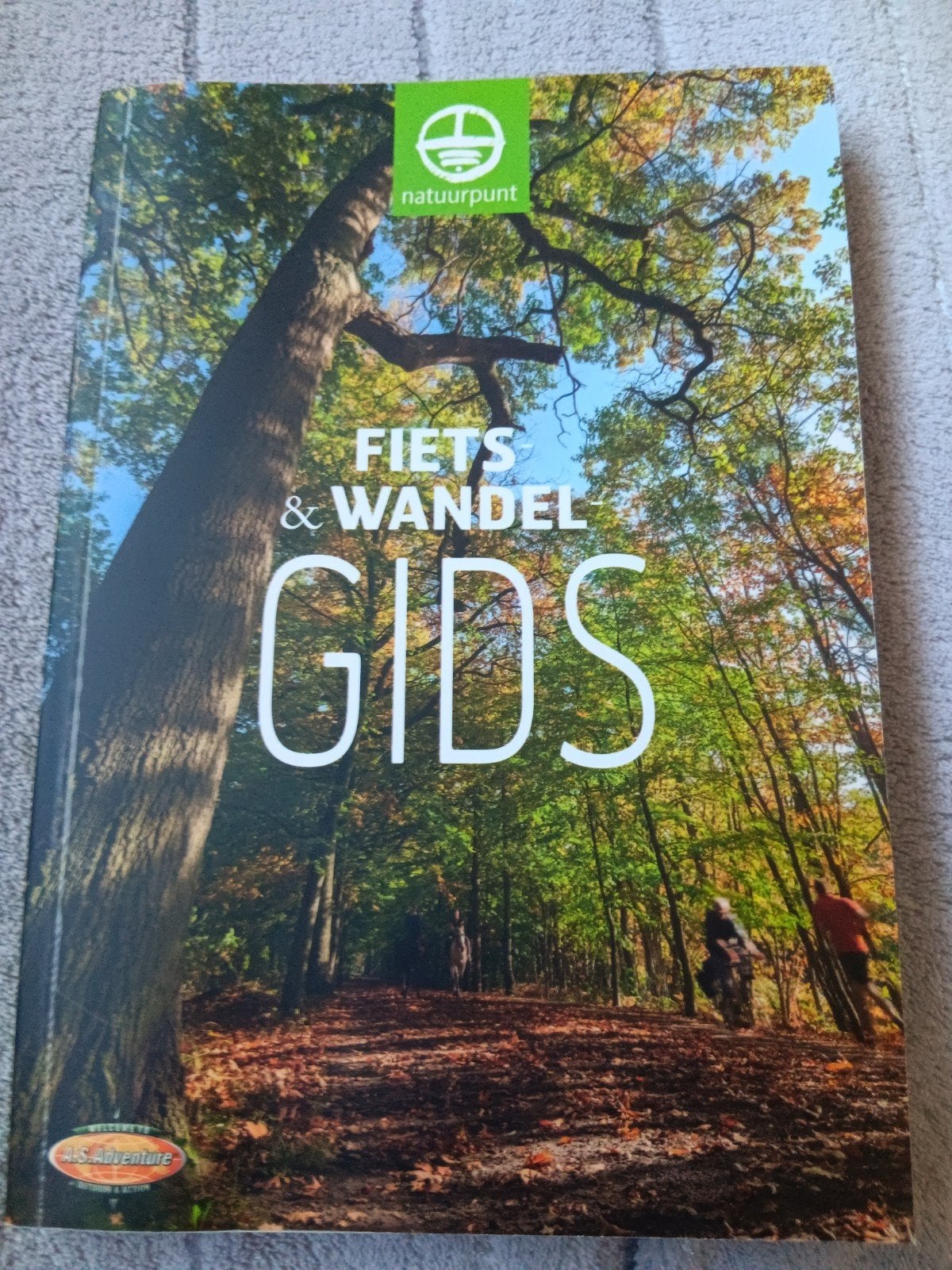 Natuurpunt - Fiets- & Wandelgids, Ophalen of Verzenden, Natuurpunt