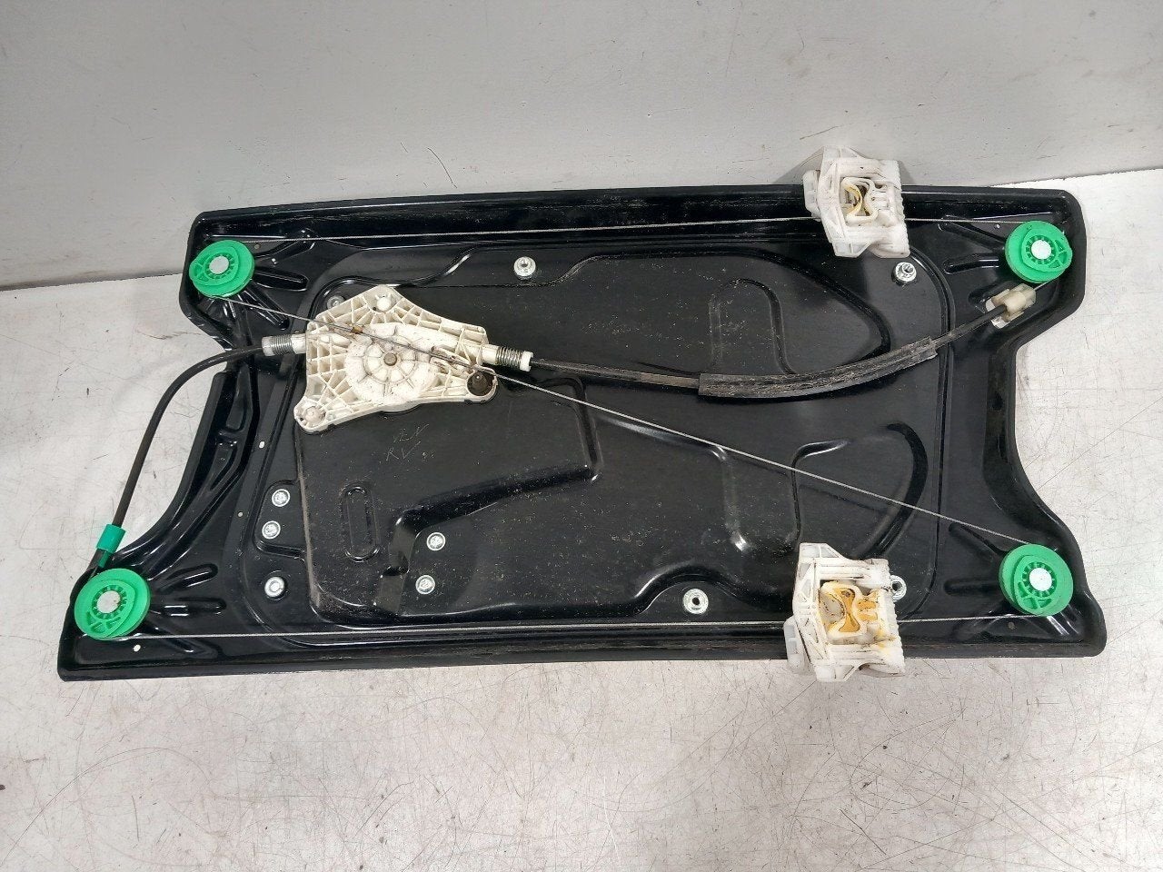 Raammechaniek elektrisch rechts voor Land Rover Discovery, Auto-onderdelen, Ruiten en Toebehoren, Onderdelen@venauto.nl, Van der Ven Autorecycling B.V.
