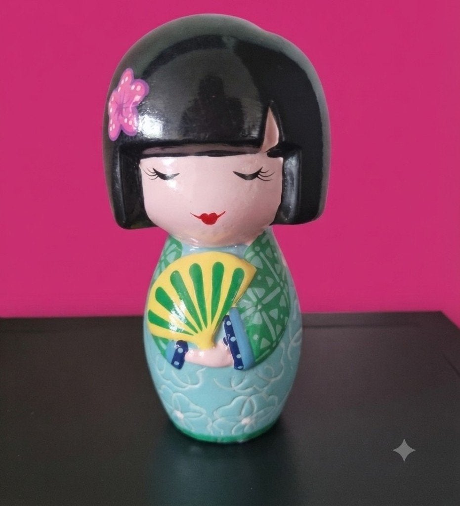 Leuke keramieken kokeshi spaarpot, Verzamelen, Spaarpotten, Verzenden, Gebruikt, Overige materialen, Overige thema's