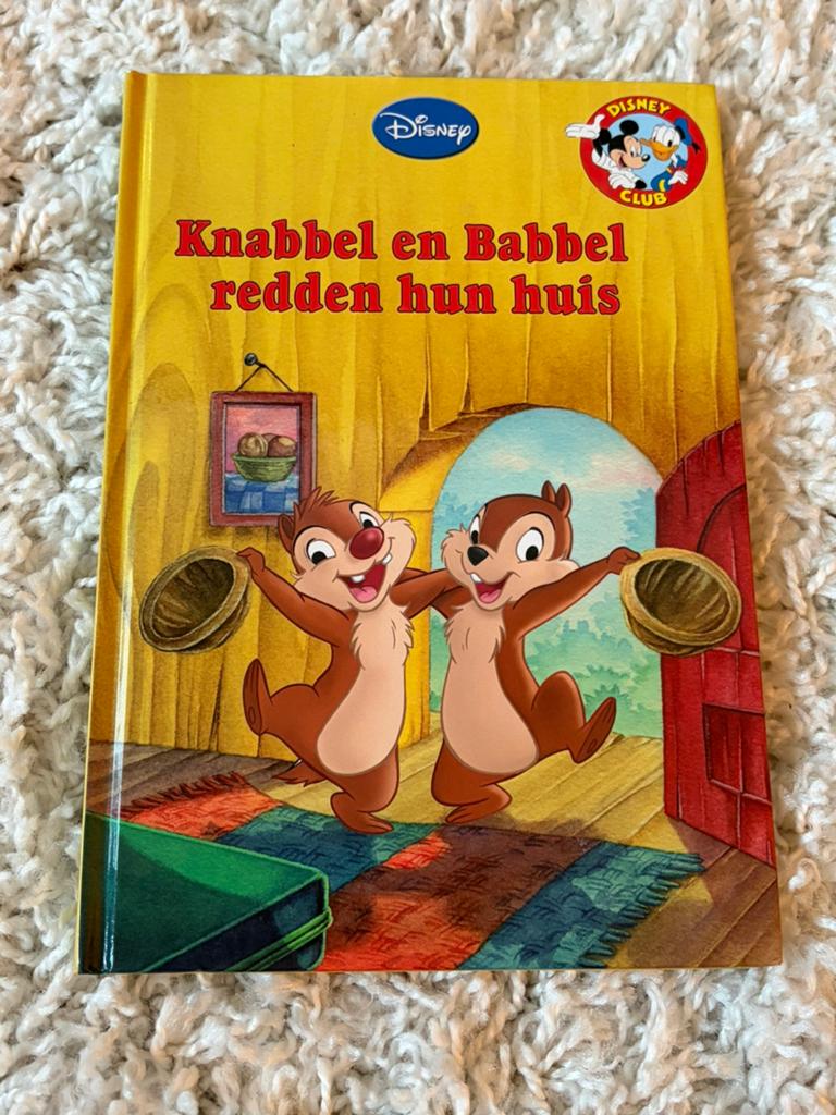Disney club met CD - Knabbel en Babbel redden hun huis, Ophalen of Verzenden, Gelezen, Jongen of Meisje, Fictie algemeen