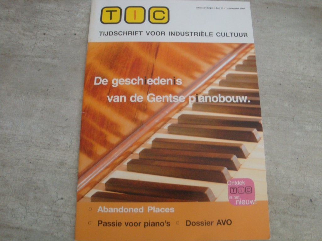 DE GESCHIEDENIS VAN DE GENTSE PIANOBOUW (TIC), Livres, Enlèvement ou Envoi, Utilisé