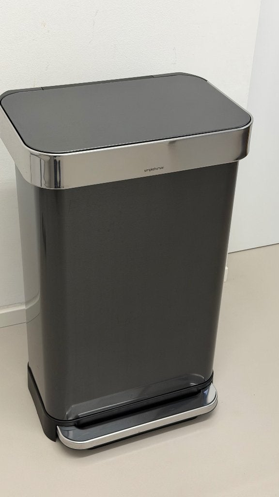 Simplehuman Rechthoekige Pedaalemmer 45L met Zakkenhouder, Ophalen, Zo goed als nieuw, 50 – 75