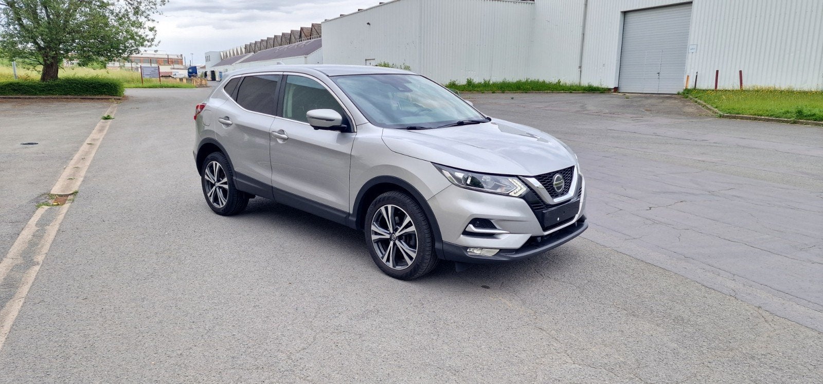 Nissan Qashqai 1.2 Benzine Automaat Euro 6b 2018, Auto's, Stof, Euro 6, 4 cilinders, Bedrijf