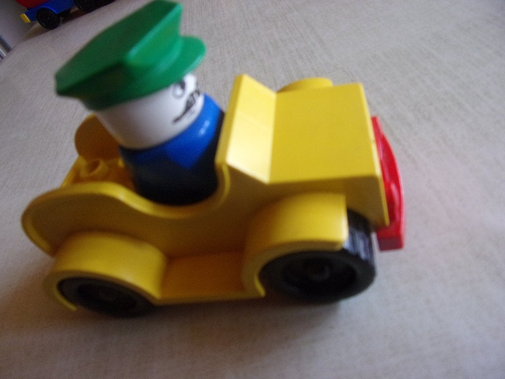 DUPLO : auto met bestuurder, Ophalen of Verzenden, Gebruikt, Duplo