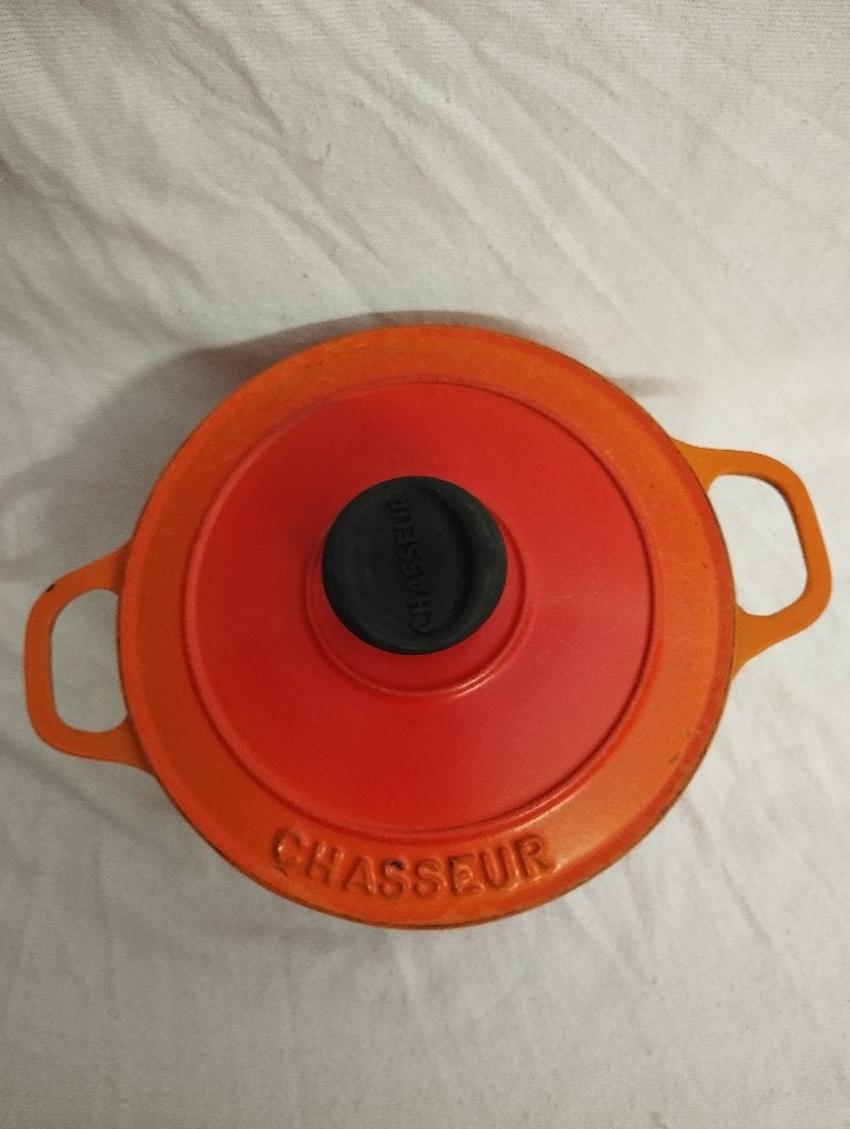 Petite cocotte en fonte 18 et 20 cm, Maison & Meubles, Cuisine | Casseroles & Poêles, Enlèvement ou Envoi, Utilisé, Fonte, Cocotte
