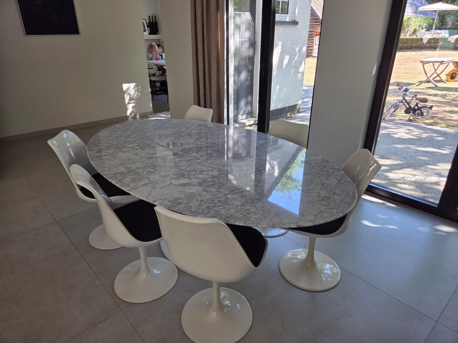 Marmeren tafel - met 6 stoelen, Ophalen