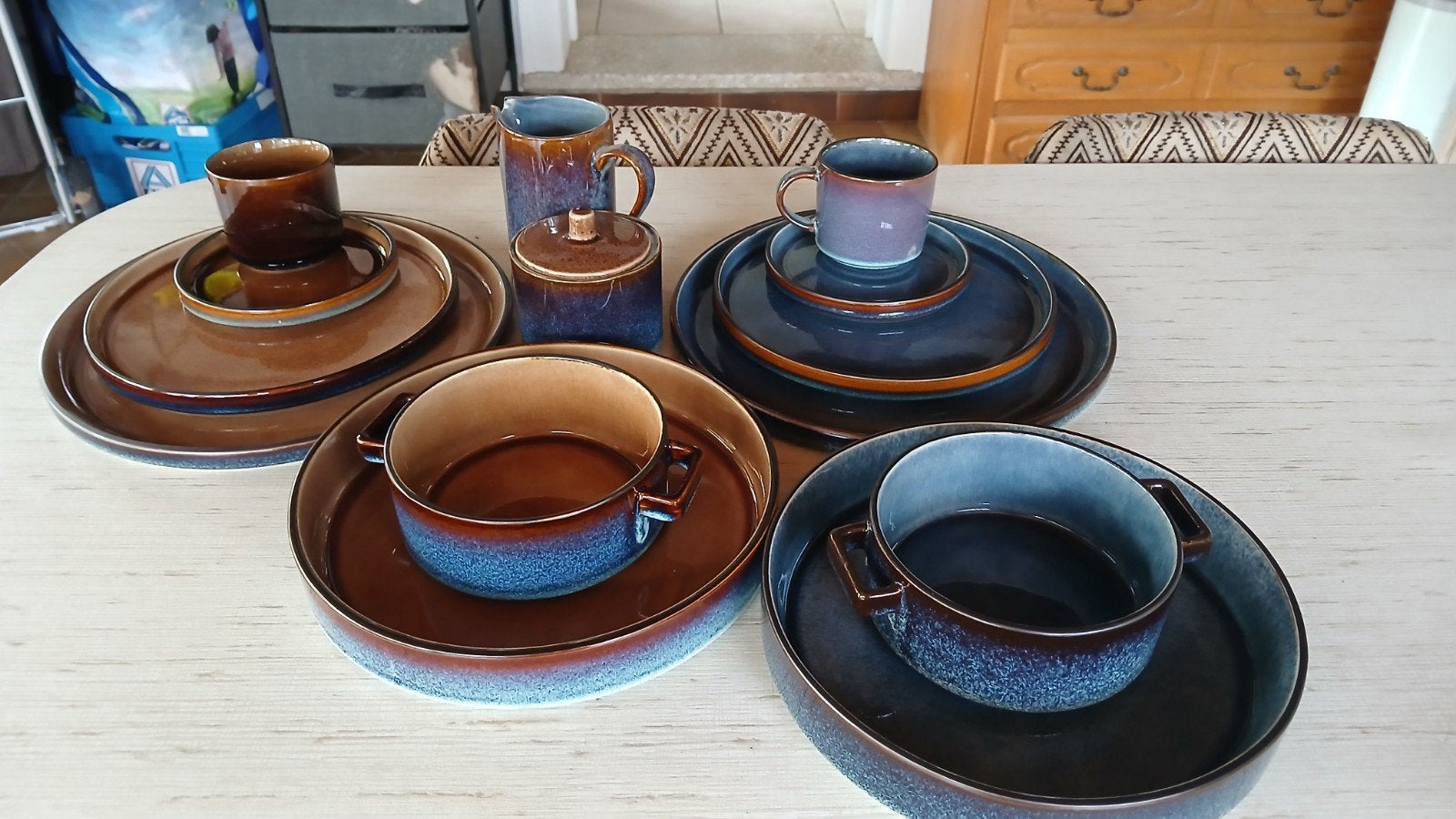 servies borden en tassen (Cosy&trendy), Enlèvement, Comme neuf, Assiettes(s)