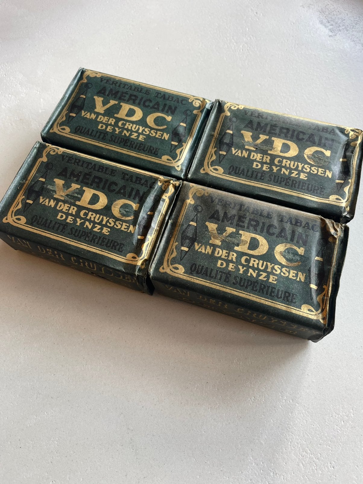 Unieke pre-WWII vondst 4 x VDC tabak jaren 30 Winkelvoorraad, Verzamelen, Ophalen of Verzenden, Nieuw