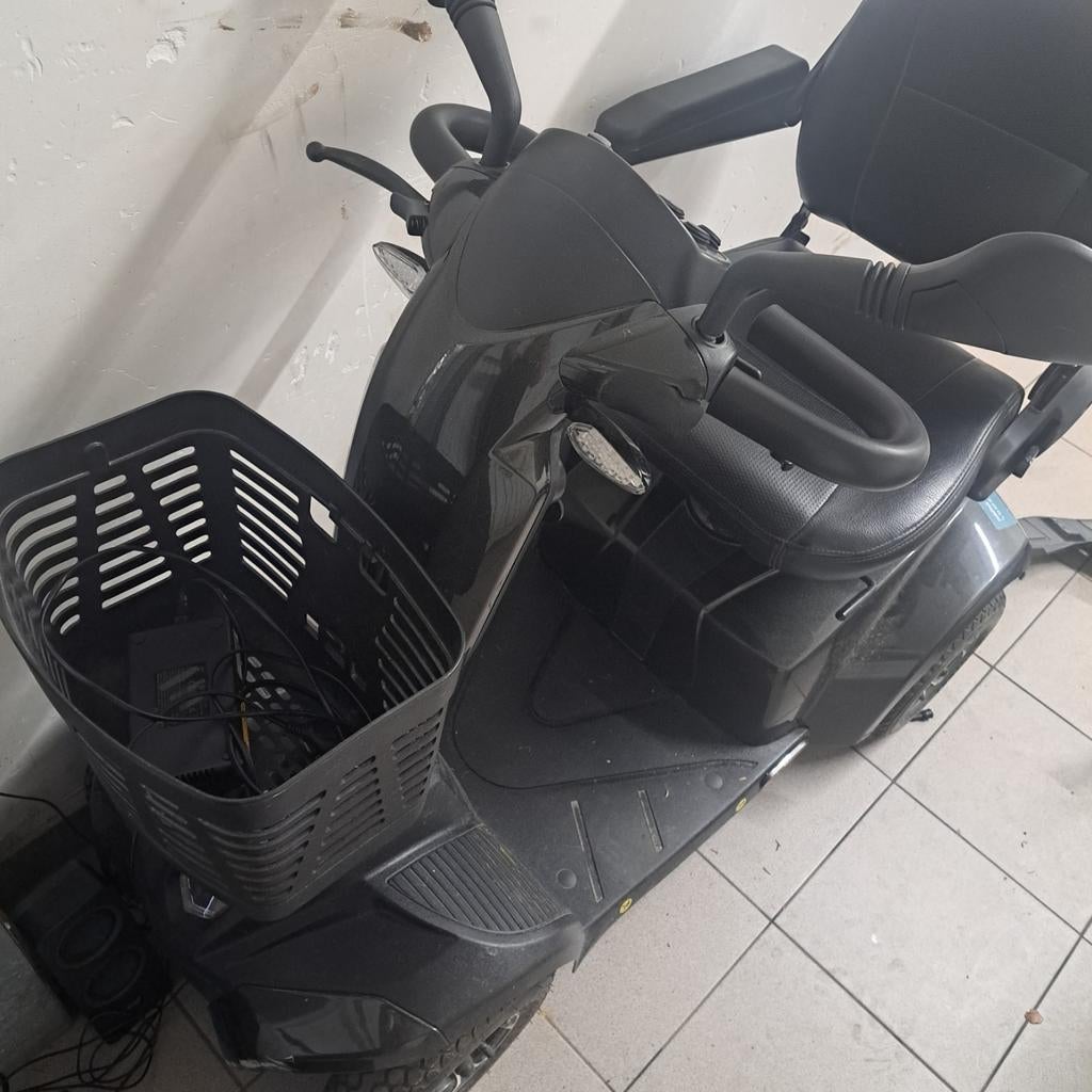 Scootmobil, Fietsen en Brommers, Ophalen