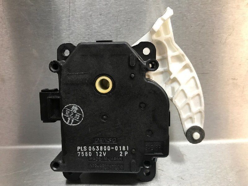 KACHELSTELMOTOR Lexus CT 200h (|PLS0638000181|), Gebruikt, Lexus