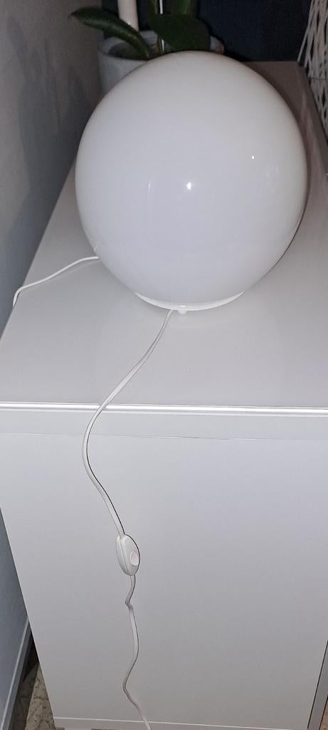 Lampe de table IKEA, 25 cm comme neuf / Article vendu ✅️, Maison & Meubles, Enlèvement, Comme neuf