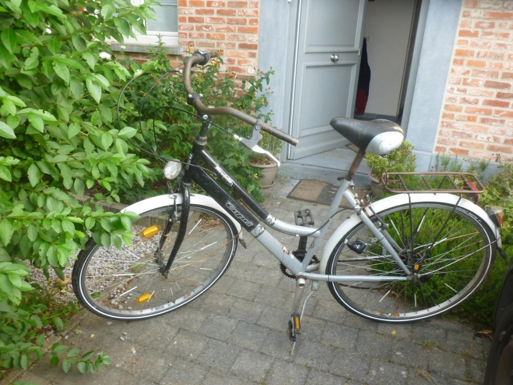 Stadsfiets, Fietsen en Brommers, Fietsen | Dames | Damesfietsen, Ophalen, Gebruikt, Overige merken, Versnellingen