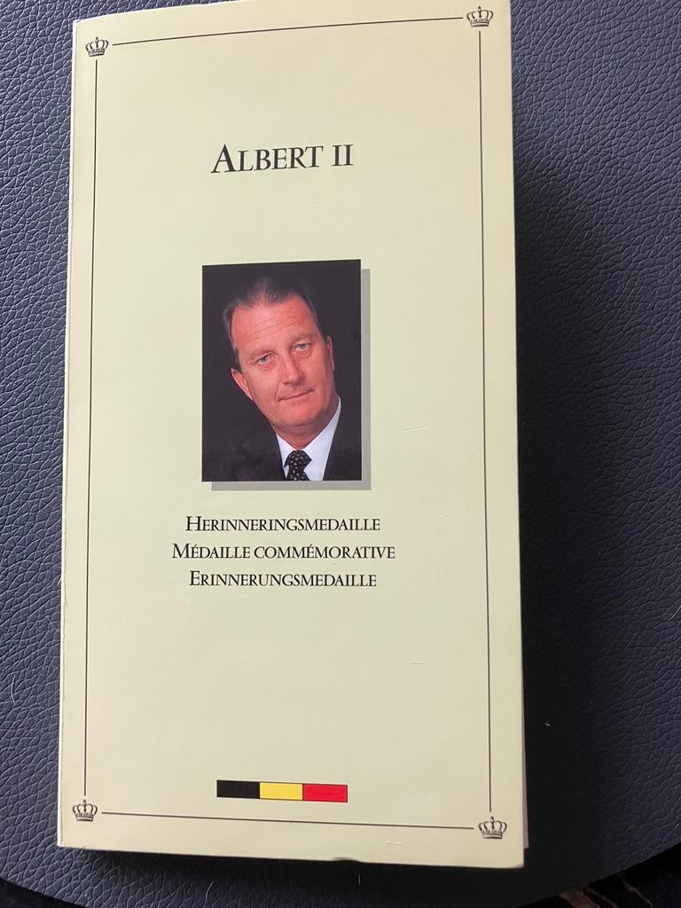 Herinneringsmedaille Albert II, Ophalen, Zilver