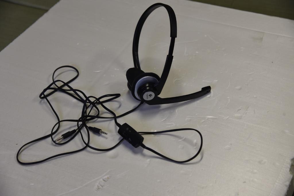 Headset met microfoon LOGITECH. Zeer goede staat, Enlèvement ou Envoi, Logitech, Utilisé, Over-ear