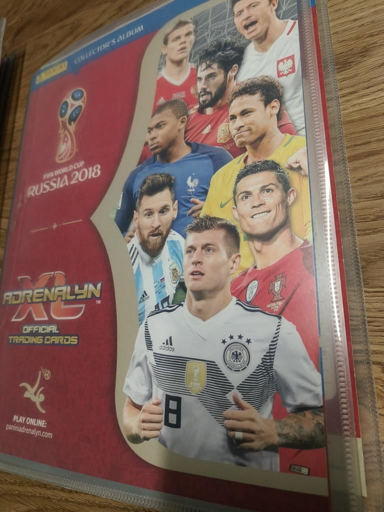 Panini Russia 2018 adrenalyn: kaartenmap, Collections, Enlèvement ou Envoi