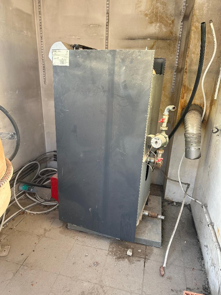 Riello TREGI 5/100 NK verwarmingsketel – 36-44 kW, Ophalen, Gebruikt