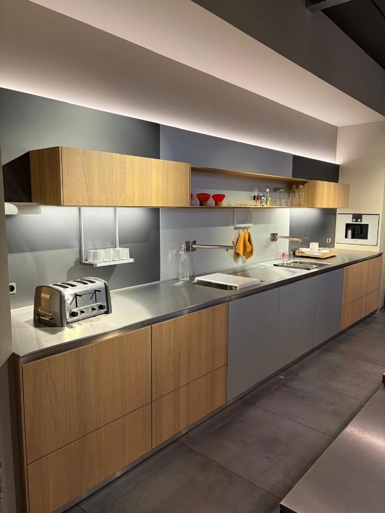 bulthaup Tentoonstellingskeuken te koop, Huis en Inrichting, Keuken | Complete keukens, Zo goed als nieuw, Overige typen, Overige kleuren