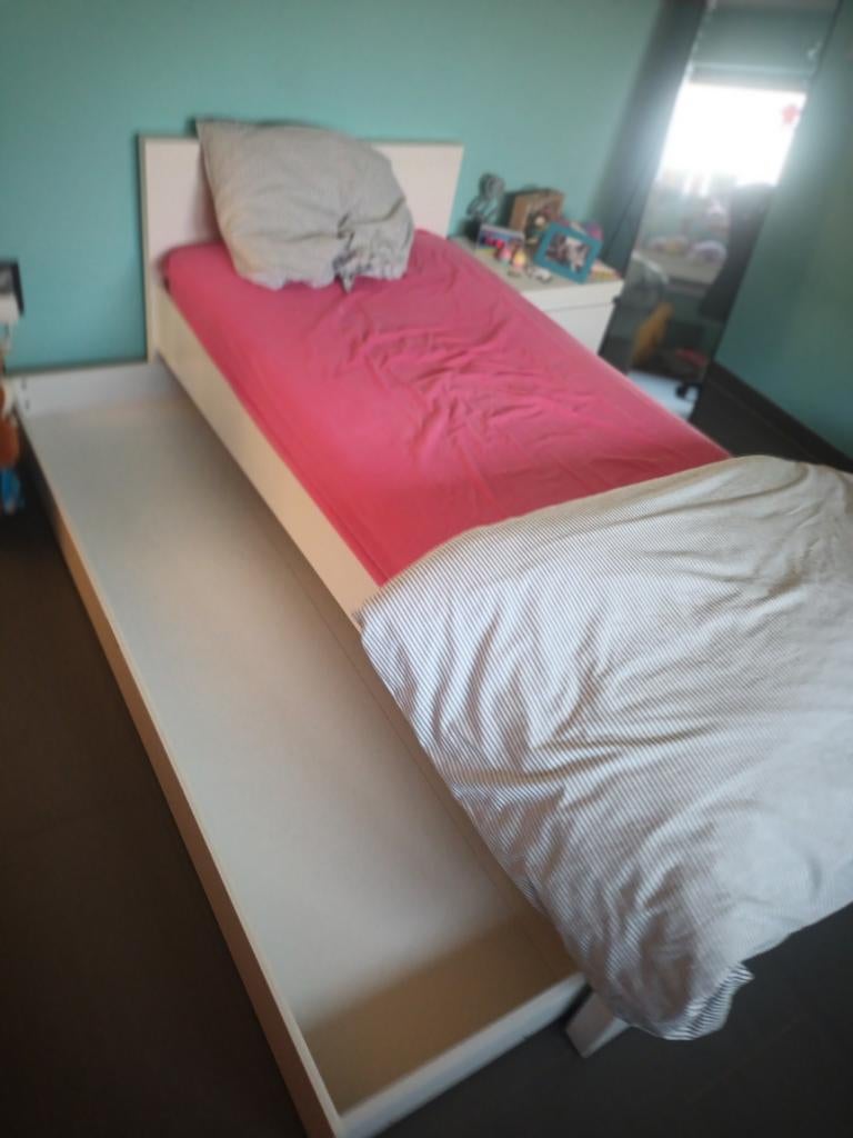 1persoons bed en beddenbak, Ophalen