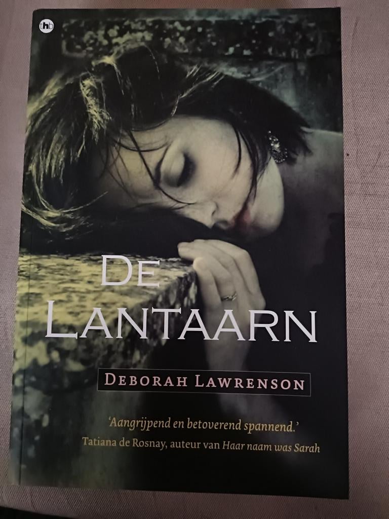 Deborah Lawrenson - De lantaarn, Boeken, Literatuur, Zo goed als nieuw, Ophalen of Verzenden