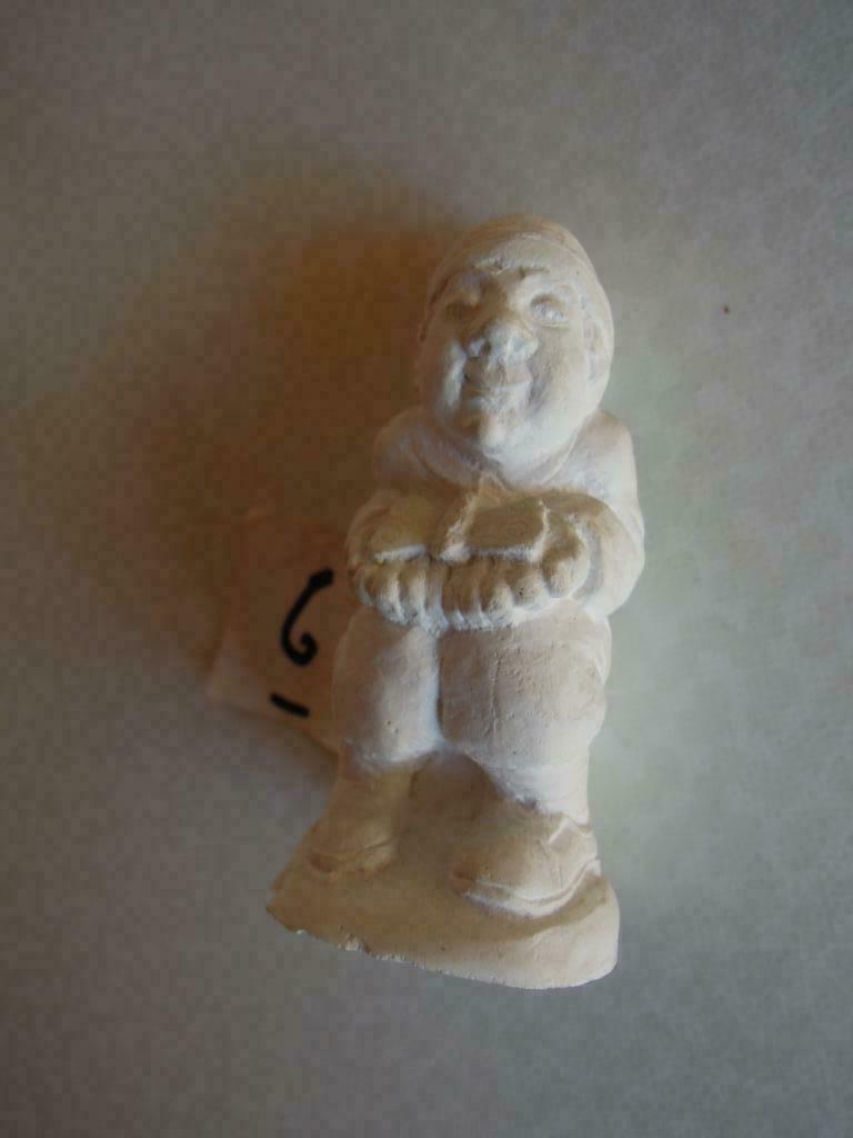 beeld Nr 006  kabouter met vlinder plaaster kalksteen, Ophalen of Verzenden