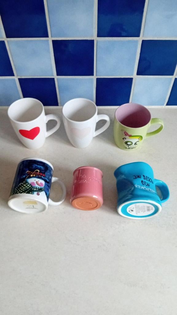 Tasses de différentes tailles,  couleurs et modèles, Enlèvement ou Envoi, Comme neuf, Autres styles, Tasse(s) et/ou soucoupe(s)