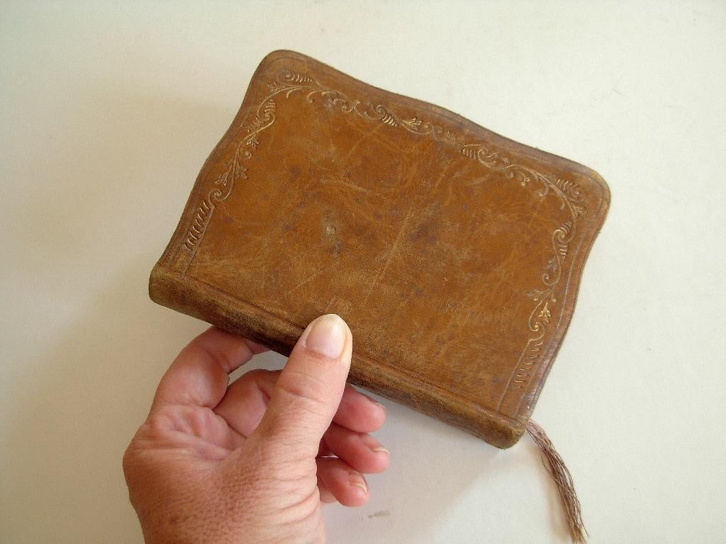 Gebedenboek - Jezus in het H. tabernakel (1923), Antiek en Kunst, Antiek | Religieuze voorwerpen, Verzenden