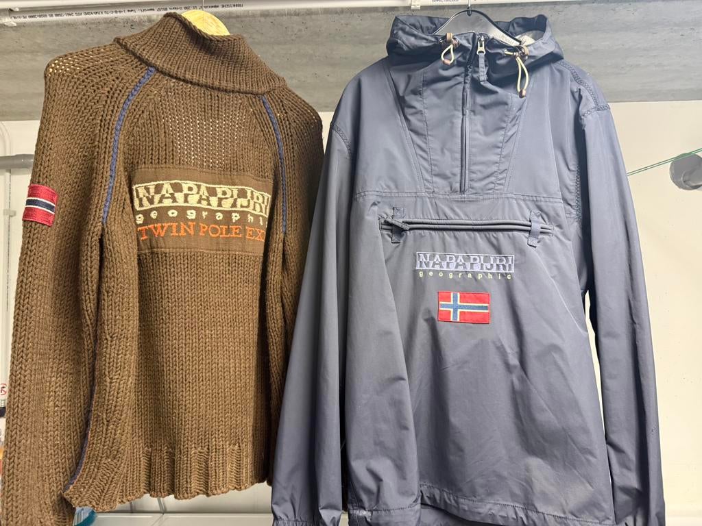 Veste de pluie d'hiver Napapijri et pull zippés, Enlèvement, Comme neuf