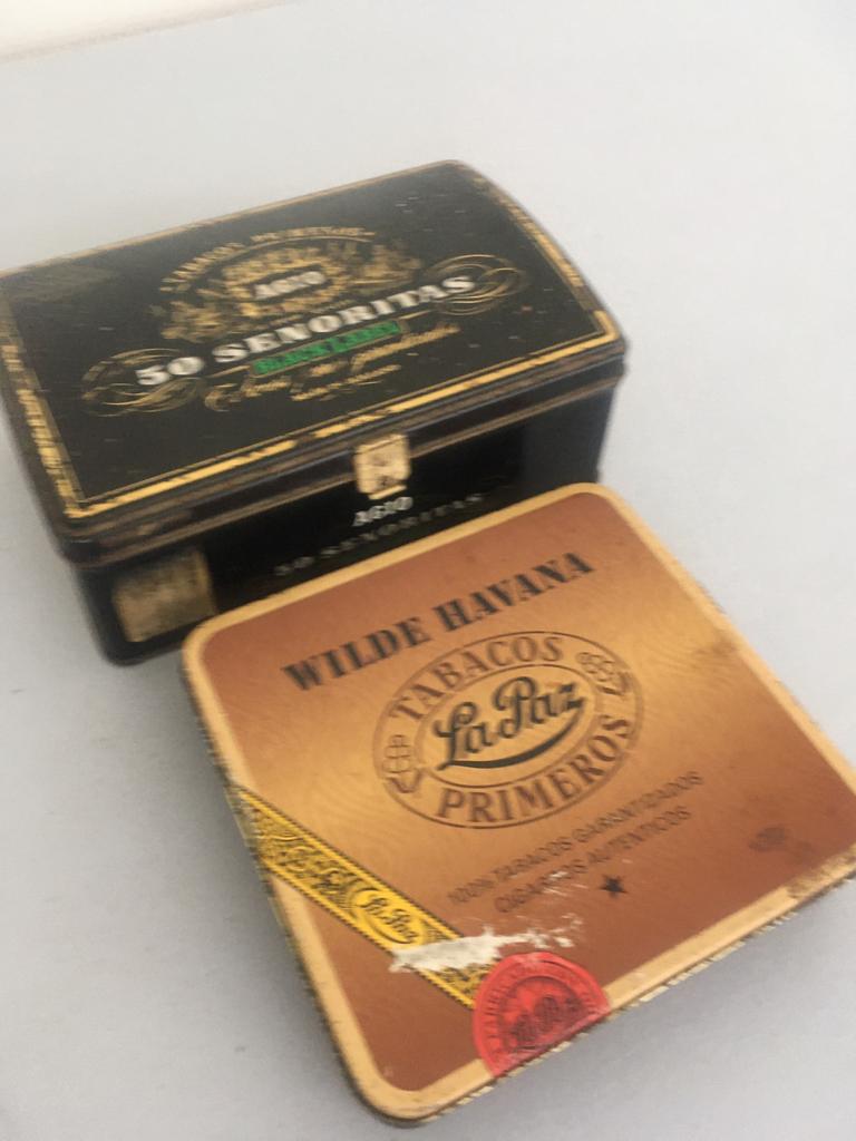 Oud HAVANA SIGARENdoosje + BLACK LABEL TABAKkistje., Verzamelen, Ophalen