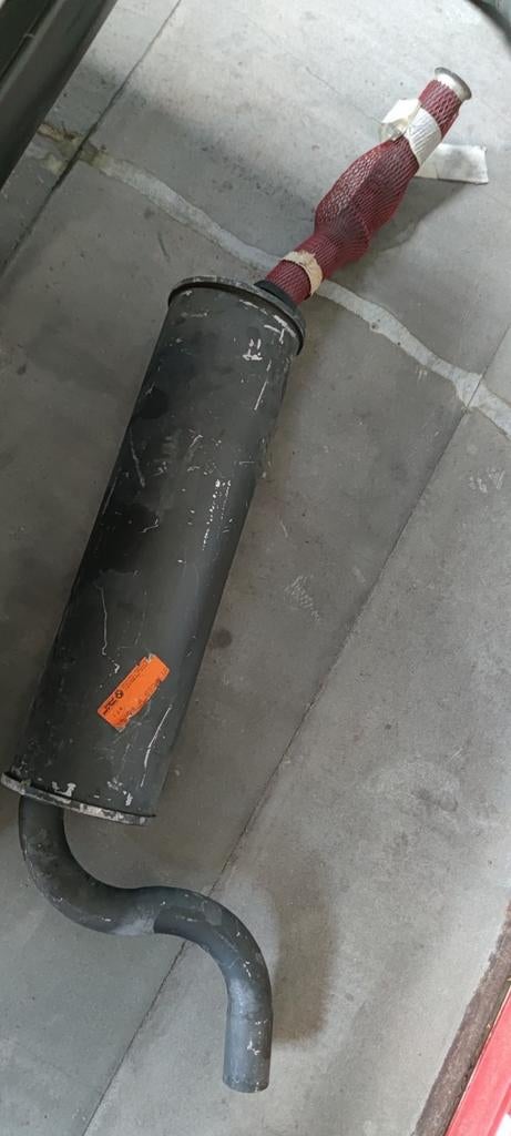 bmw e21 4cil achterste uitlaatdemper nieuw nos, Ophalen of Verzenden, BMW