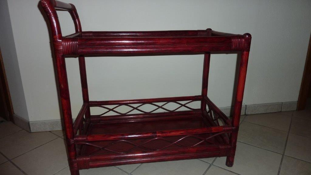 Rotan serveerwagen, Ophalen